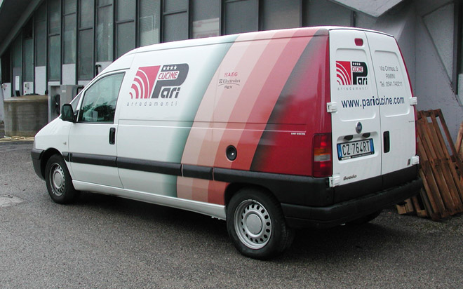Scudo Ditta PARI Cucine Rimini - Clicca l'immagine per chiudere
